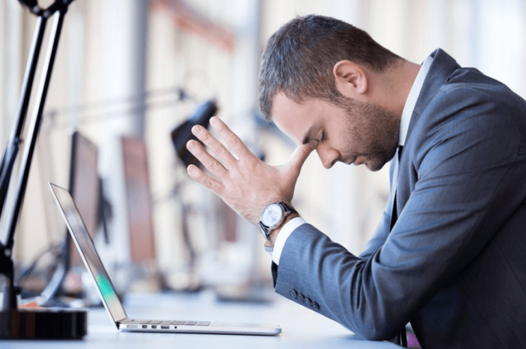 Exploring the Impact of Tech on Mental Health